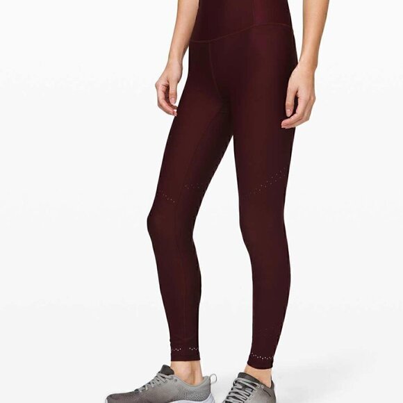 Lululemon Red Zoned In Tight - Size 4 - Picture 2 of 7